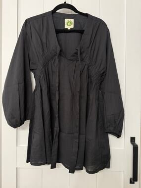 Mod’s Mahal Maya black short tunic dress in size Small